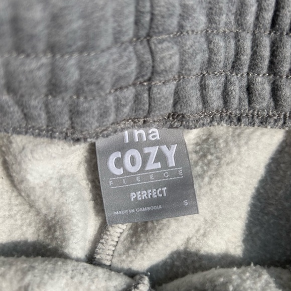 ARITZIA COZY FLEECE PERFECT SWEATPANTS - Picture 4 of 5
